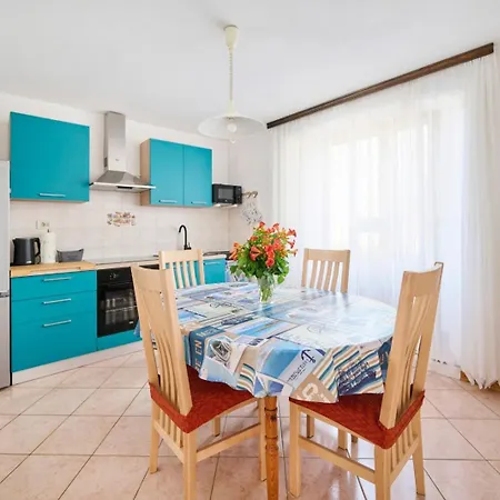 Ema Novigrad Istria